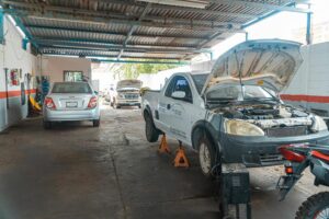 windshield repair and replacement